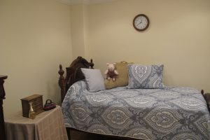 145 Lincoln bedroom