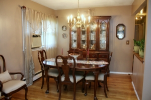 48 Fieldway dining room china cabinet