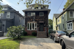 56 Decker Ave, STATEN ISLAND NY 10302
